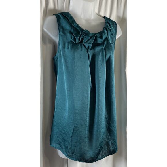 Violet & Claire Sleeveless Scrunched Front Blouse Teal M career preppy 73-46 - Picture 2 of 13